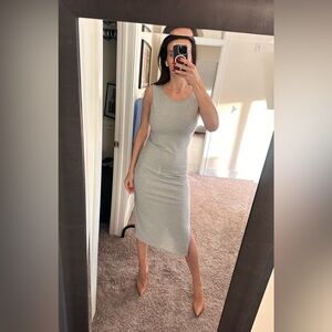 Chic Sleeveless Gray Midi Dress